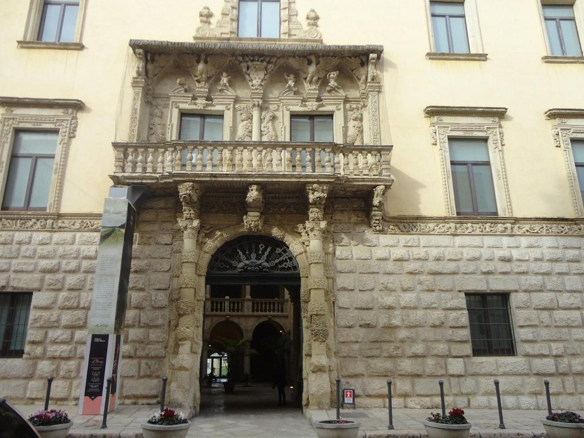 Casa Belvedere Luxury Suite Барлетта Экстерьер фото